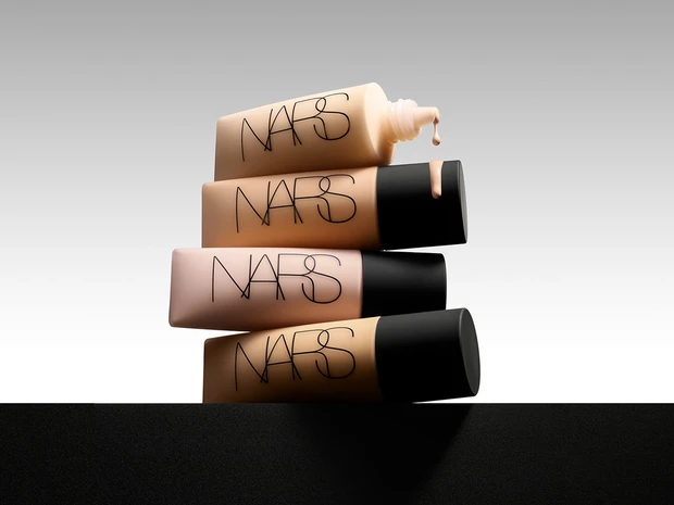NARS ソフトマットコンプリート ファンデーション