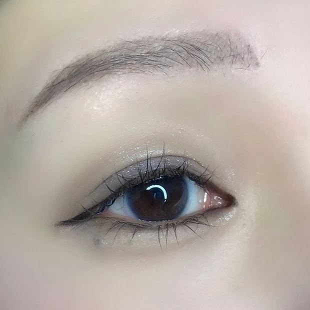 SUQQU シグニチャー カラー アイズ S03 霜来 アイメイク