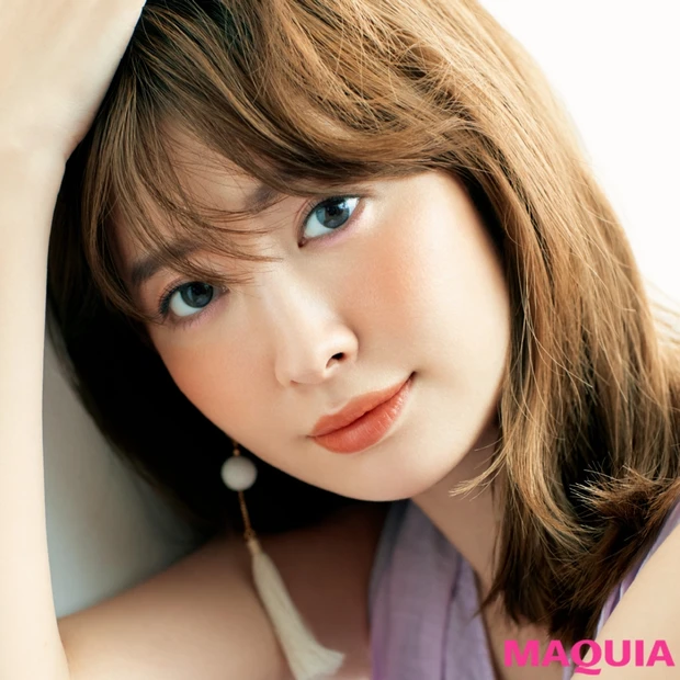 【こじはる流・メイクルール】ハワイ旅行は日焼けチークでヘルシーに