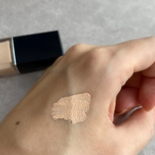 ディオールスキン フォーエヴァー スキン コレクト コンシーラー 口コミ&レビュー マキアインフルエンサーnoaさん スウォッチ