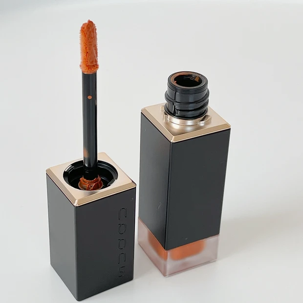 SUQQU コンフォートリップフルイドフォグ 112 スウォッチ