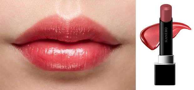 カネボウ ルージュスターヴァイブラント V04 ブルべ夏塗り比べ