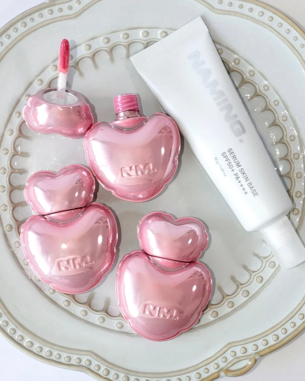NAMING.（ネーミング） 新作ハート型グロス＆日本限定 化粧下地