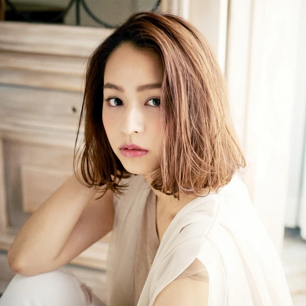 ナチュラルだけど色っぽい。大人の魅力を引き出すニュアンスボブ