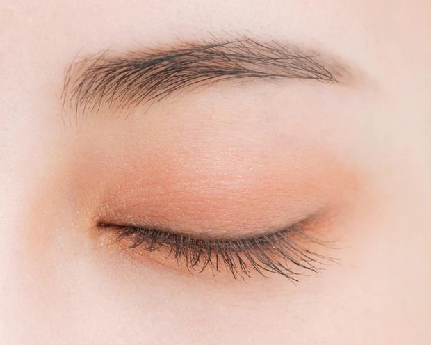 【初心者さん向け】アイシャドウの塗り方特集!基本から応用までプロの解説付きでご紹介_22_2