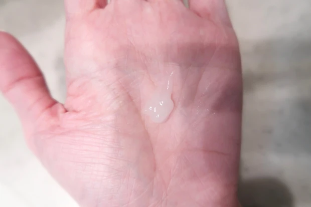 【今までのビタミンC化粧品の常識を覆す美容液】セラシーク ダブルディープセラム C_3