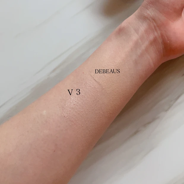 【韓国女優のようなツヤ肌?陶器肌?】V3ファンデとDEBEUSファンデ お好みはどちら?_6