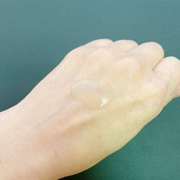 イプサ エッセンスローション アルティメイト_テクスチャー