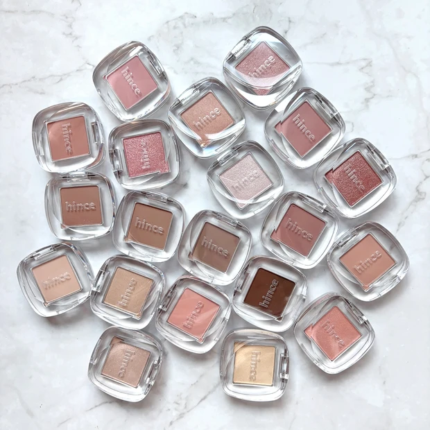 hinceシングルアイシャドウ全20色のパレット画像