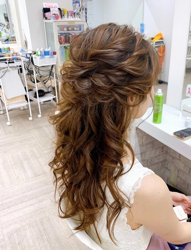 【花嫁美容】前撮りや挙式にオススメ!花嫁ヘアスタイル3選!_3