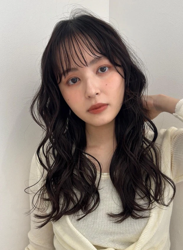 【アッシュ系】春におすすめの髪色・ヘアカラー アッシュグレー