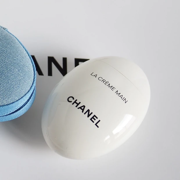 シャネル ラ クレーム マン