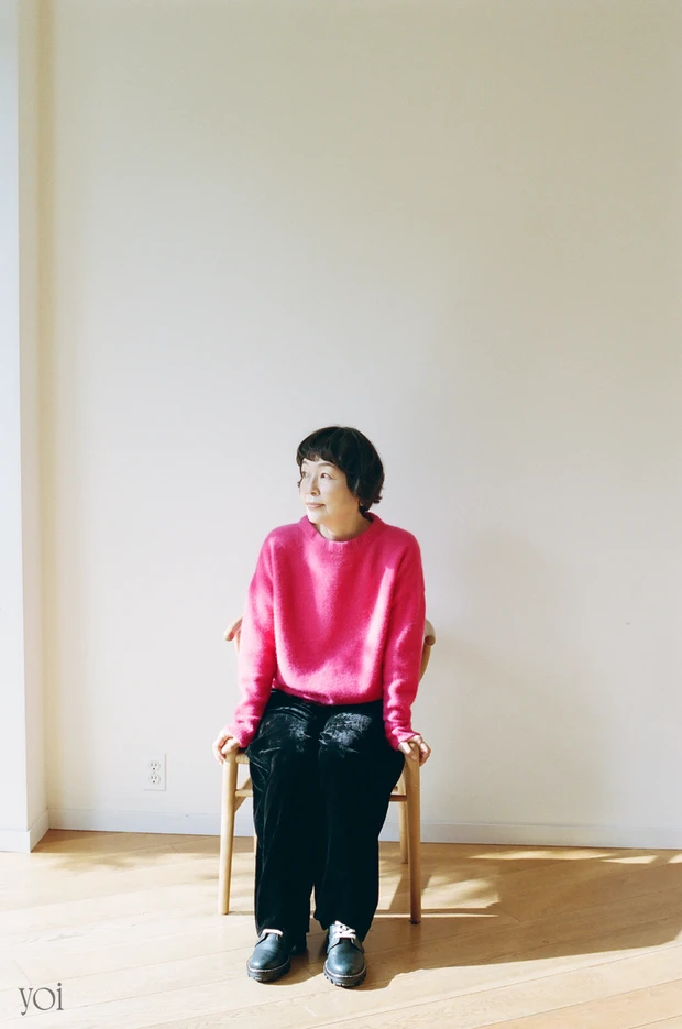 小林聡美　インタビュー　ポートレート　全身