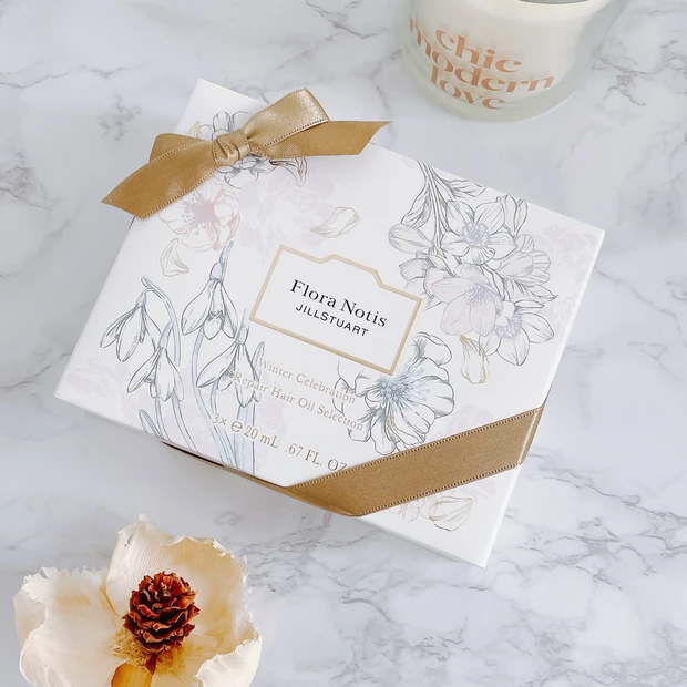 フローラノーティスジルスチュアート クリスマス限定ラッピング