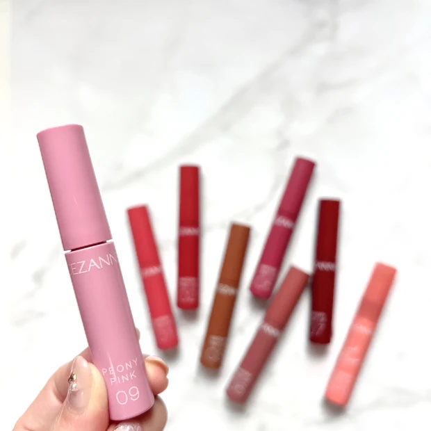 セザンヌ ウォータリーティントリップ 全色並べた写真