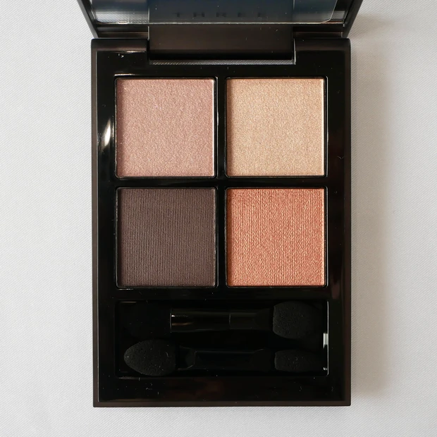 THREE スターゲージングアイシャドウクアッド 08 FABULOUS DESTINY