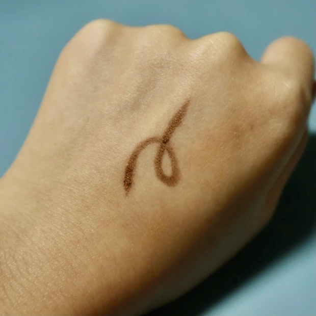 ツヤメイクが可愛い！&beのコスメ_4_2