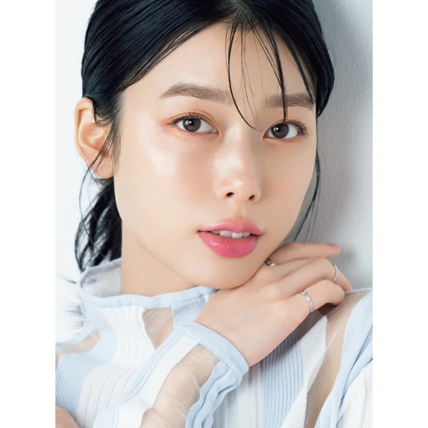 目元のクマ悩みをメイクで解決。 茶グマ、青グマ、黒クマもおまかせ！