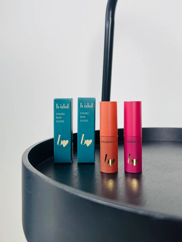 b idolのちゅるるんグロス