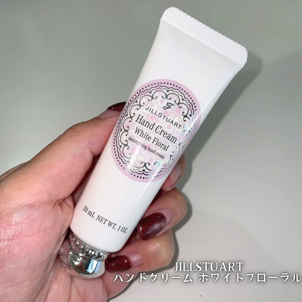 スック ベルベットフィットリップスティック　04夕桃