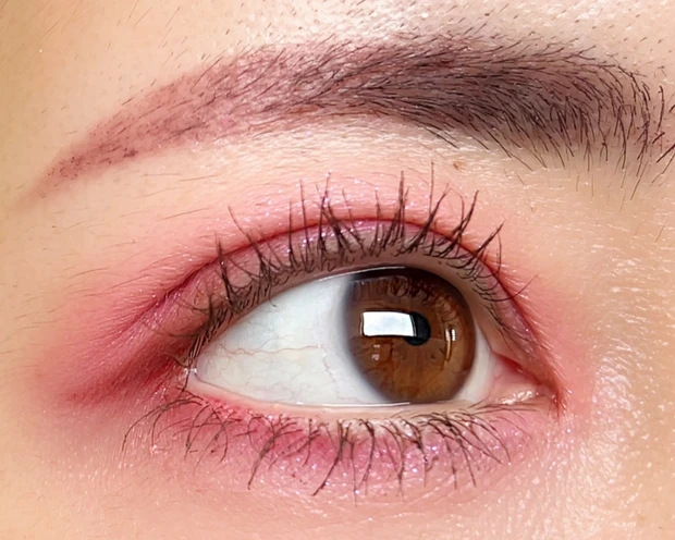 mude　ミュード   フレッシュ ストロベリー エディション　フィルライヴリーアイシャドウパレット　韓国コスメ