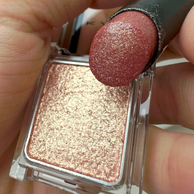 【限定】KATE2025夏コスメ「花火モンスター」登場！リップモンスター史上最高輝度のラメリップ×濡れツヤアイで夏メイクが映える！_13