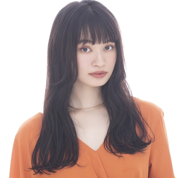 <動画つき!>「できるだけ簡単に」を追求! 頑張らない巻き髪のつくりかた
_10