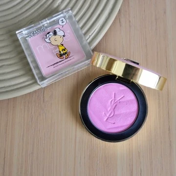 MAQUIA11月号掲載 鈴木えみさんのAIベースメイクに使用したチーク