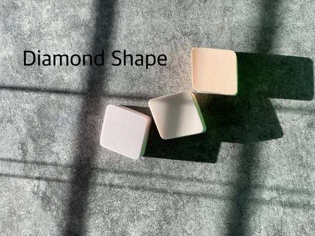 広島発【ダイソーコスメ】1個10円以下?!プチプラメイクスポンジで崩れにくいツヤ肌を作る方法教えます_2_1