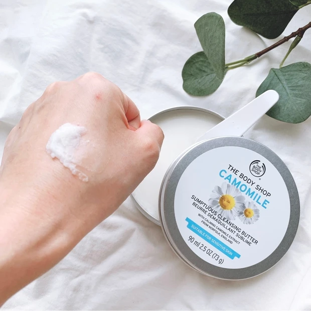 体温でじゅわっととろける至福のメイクオフ♡THE BODY SHOPのクレンジングバターで
「セルフラブ」な癒しのケアを。_3
