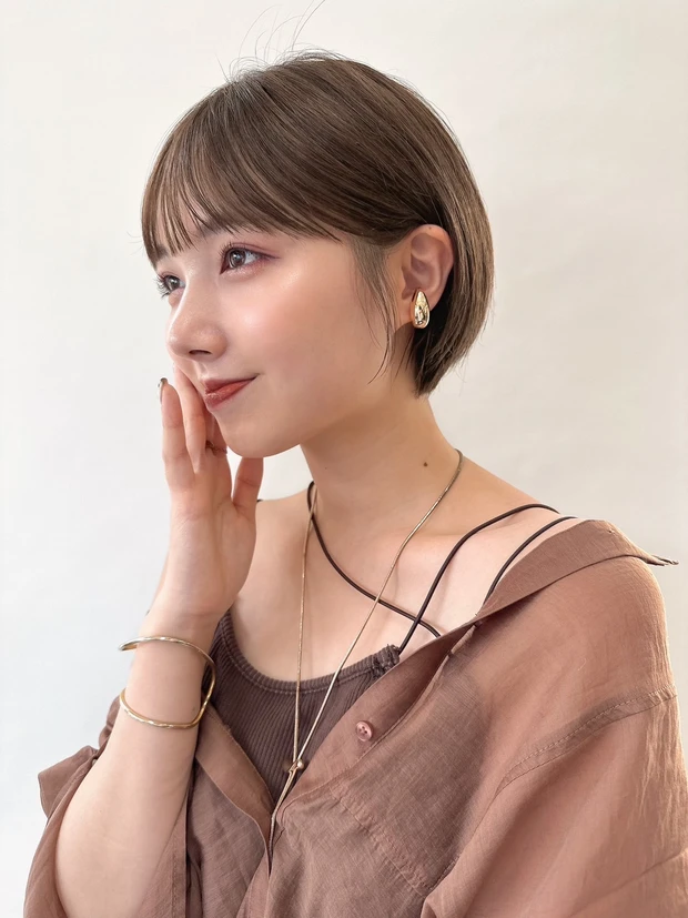 ショート ヘア 髪型 ヘアスタイル 前髪あり ヘアカラー
