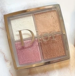 ディオール バックステージ フェイスグロウパレット 001