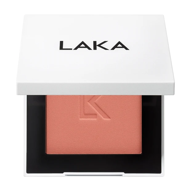 LAKAの勝ち色パレットでつくる「血色クアンクメイク」のセットを2名様に! _2