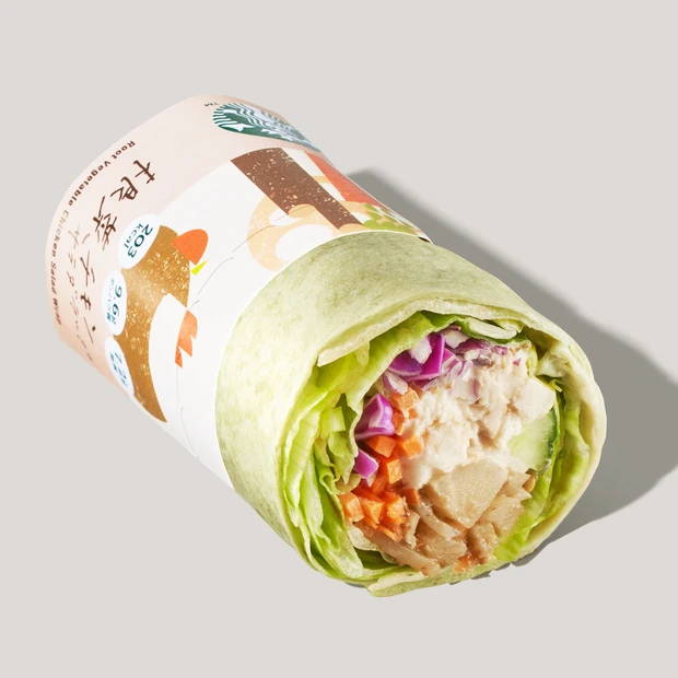 スターバックス　根菜チキン サラダラップ