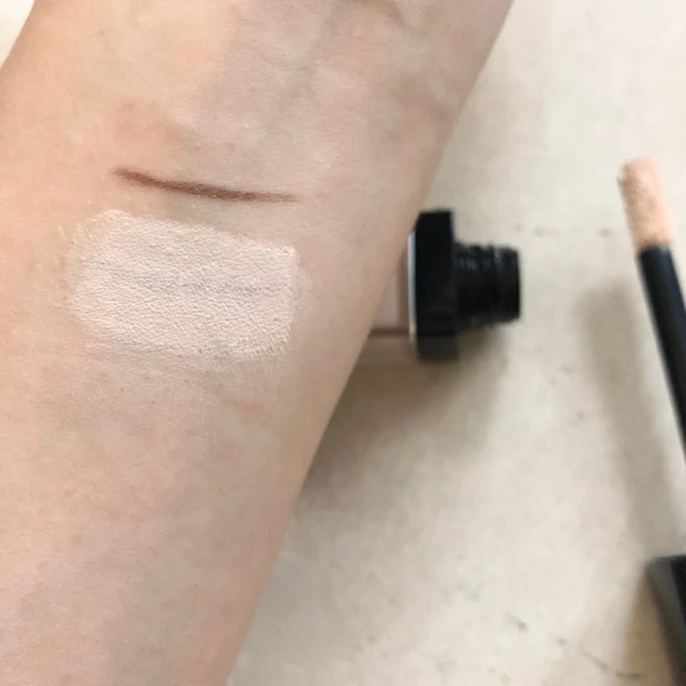 【マスクメイク】ディオールの人気コンシーラーを使って目元を明るく！ワントーンアップの色選びが鍵！_3_2