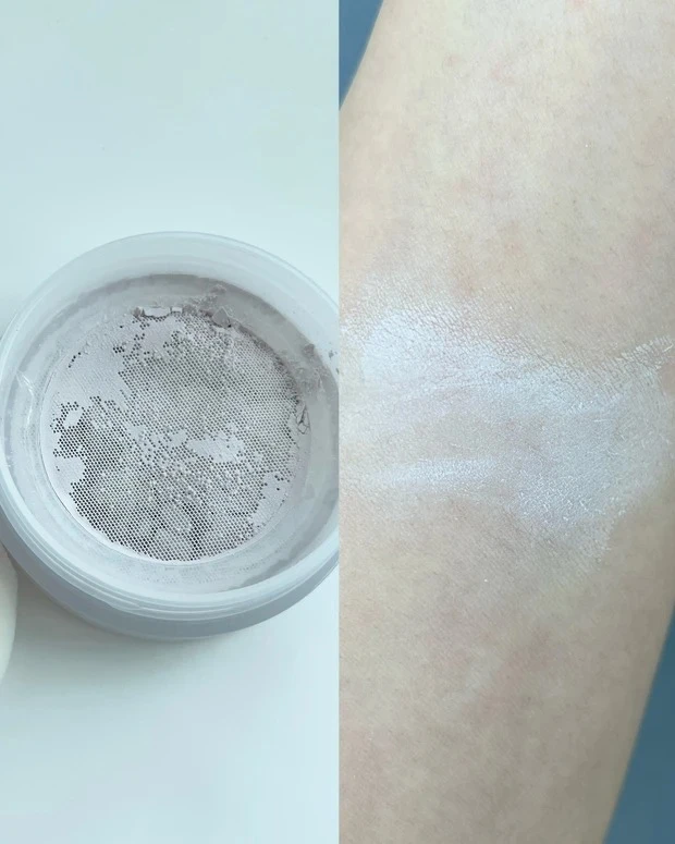 エクセル ドレープド シマーグロウをスウォッチ