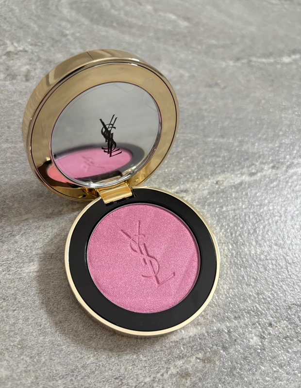 イヴサンローラン　新作　チーク　2026 新色　10 スターダスト ラブ　メイクミーブラッシュ パウダー S  春コスメ　ベスコス
