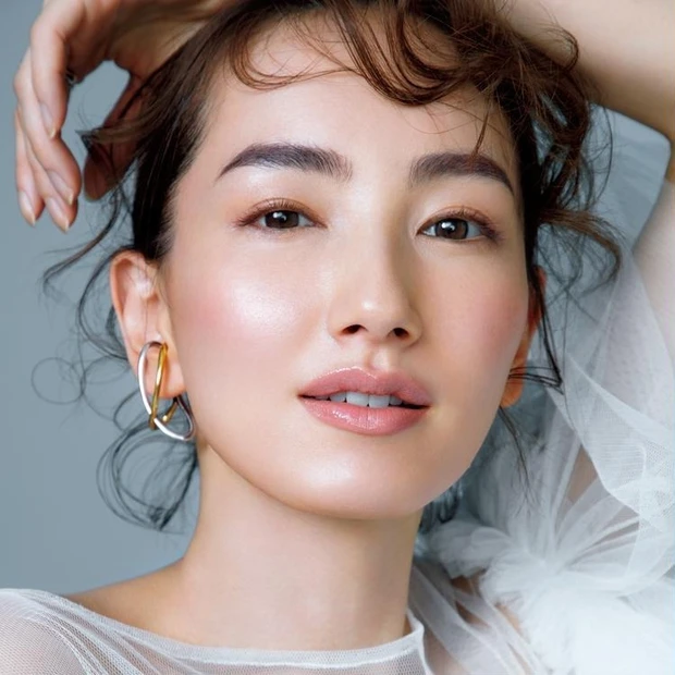 【6位】黒田啓蔵さんの大人を美しくするメイクとは?若々しさの真髄は「眉とベース」にあり