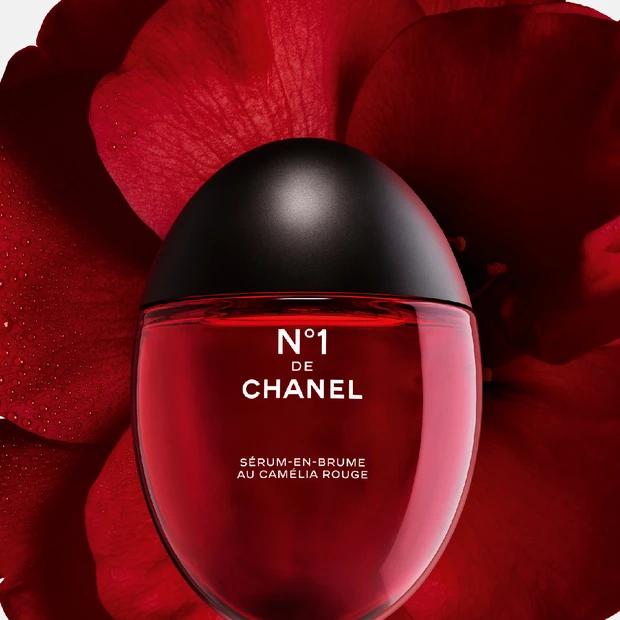 CHANEL「N°1 ドゥ シャネル」手のひらサイズのミストが誕生