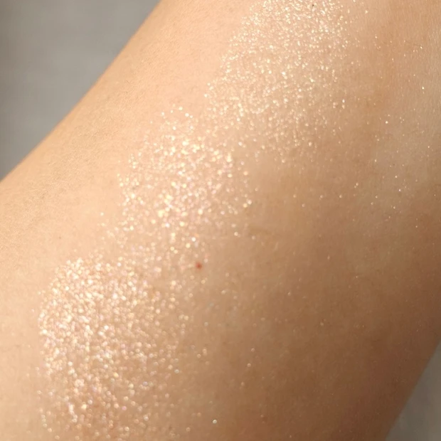 韓国 韓国旅行 買うべき コスメ スキンケアアイテム オリーブヤング oliveyoung awards 2022 オリーブヤングアワード ベストセラー グローバル 店舗 ソウル 明洞 フラッグシップストア 韓国でしか買えない dasique デイジーク シャドーパレット 07 ミルクラテ 9色パレット アイシャドウパレット 韓国アイシャドウ