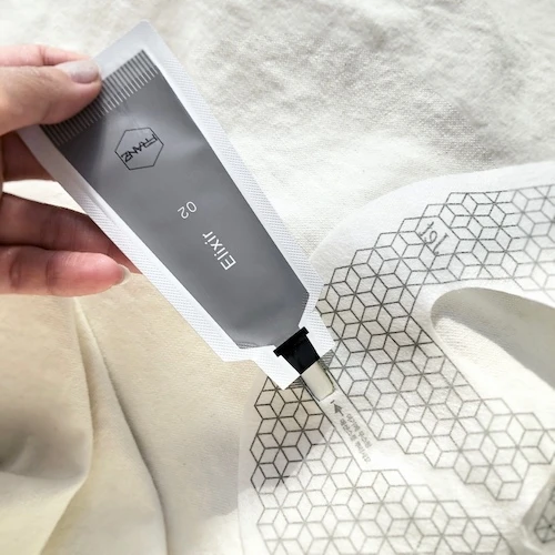#おこもり美容 世界初の微小電流で自宅でエステ感覚!韓国発最先端マスクでお手軽エイジングケアが叶う!_4
