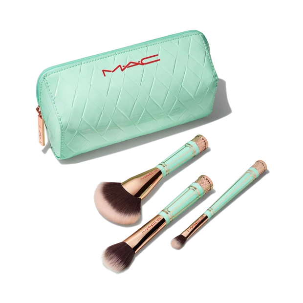 新品未使用　M.A.C ブラシセット　クリスマスコフレ　ホリデー限定 M·A·C】氷のように冷たくはじけるバブルと、セクシーで贅沢な