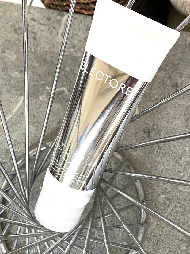 忙しくても眠くても10秒だから続いているスペシャルケア。_1_1