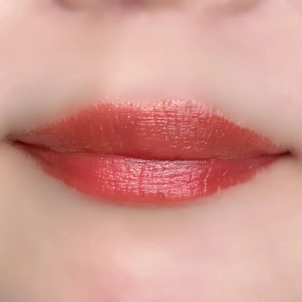 セザンヌ ウォータリーティントリップ 03 ベージュブラウン イエベ