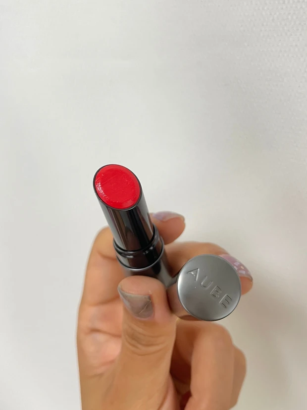 AUBE オーブ　タイムレスカラーリップ