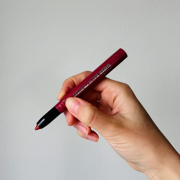 レブロンのシアーバームクレヨン