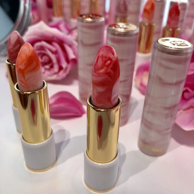 見たことないマーブルの口紅!ランコムの春の新製品