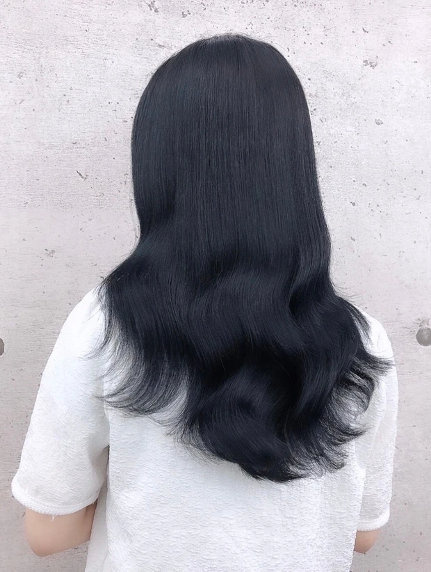 ブルーブラックカラー(back)