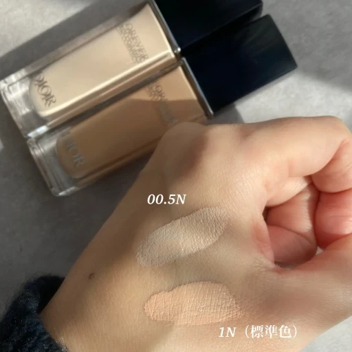 ディオールスキン フォーエヴァー スキン コレクト コンシーラー 00.5N ニュートラルのスウォッチ イエベ noa
