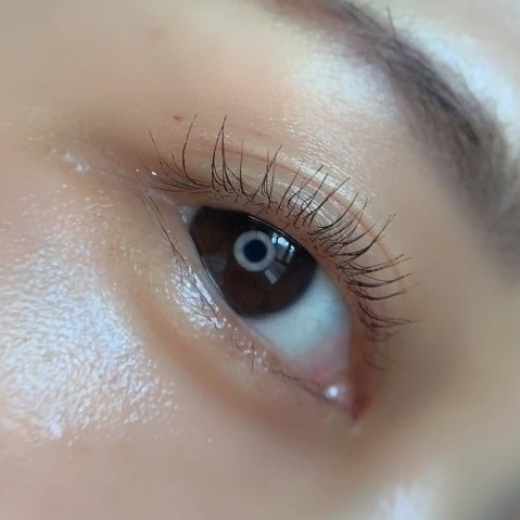 私の偏愛コスメ▶おしゃれな目元、抜け感重視!【カラーマスカラ】塗りやすさ・仕上がり・コスパなど、カラー別におすすめをご紹介!_8_1